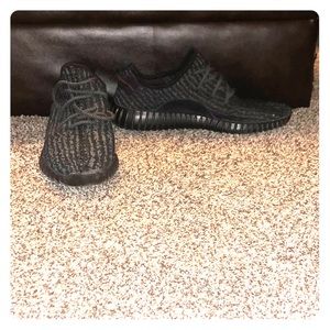 yeezy boost 350 pirate black 2016